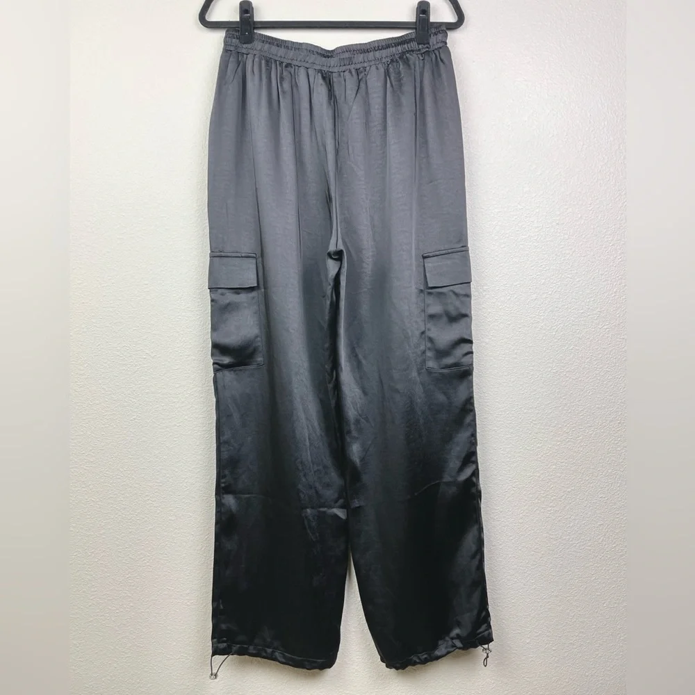 REVOLVE Superdown Women's Large Black Rita Cargo Pant Satin Pockets Drawstring - Picture 13 of 16